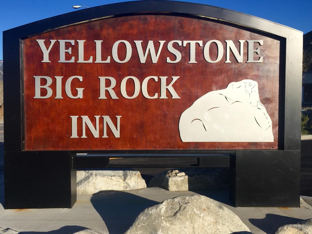 Yellowstone Big Rock Inn Gardiner Exterior photo
